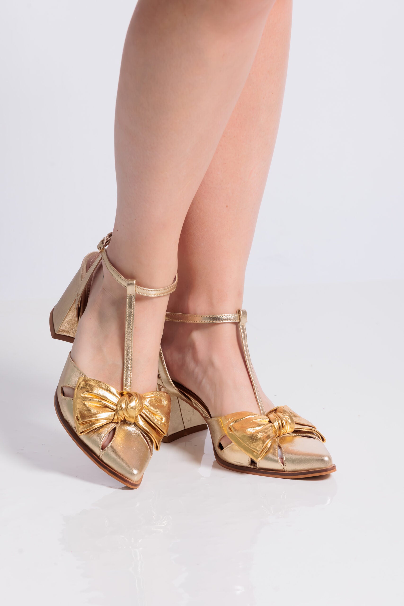 Tacones Victoria Gold