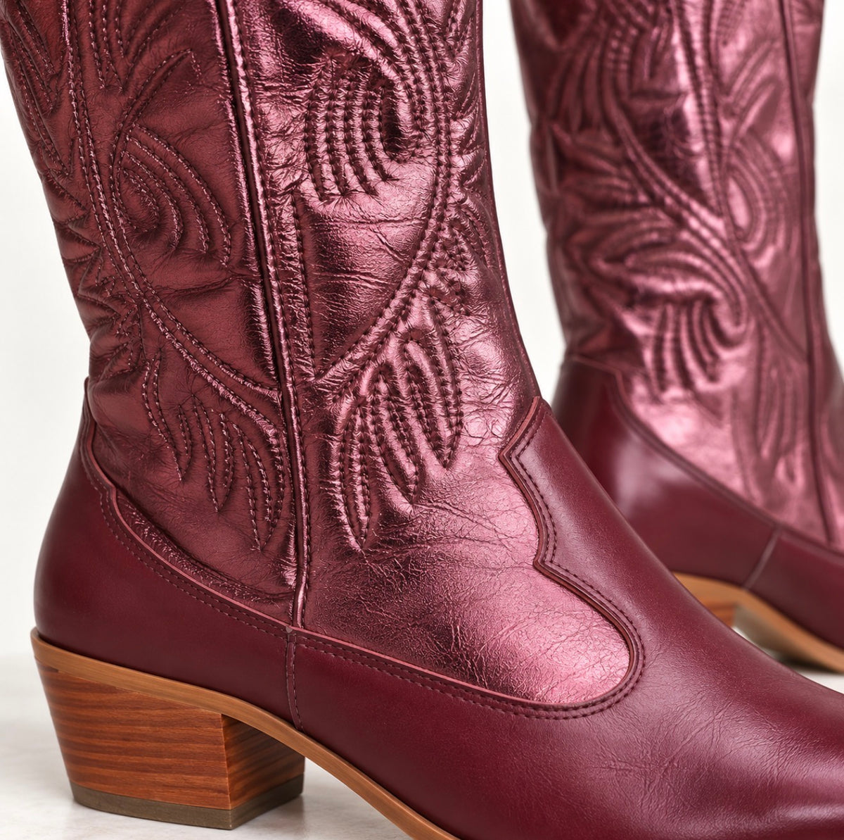 Texanas Joan Burdeo